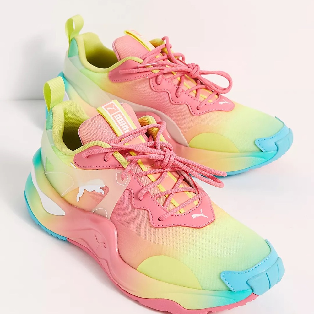 Size 7 Pastel Puma Sneakers